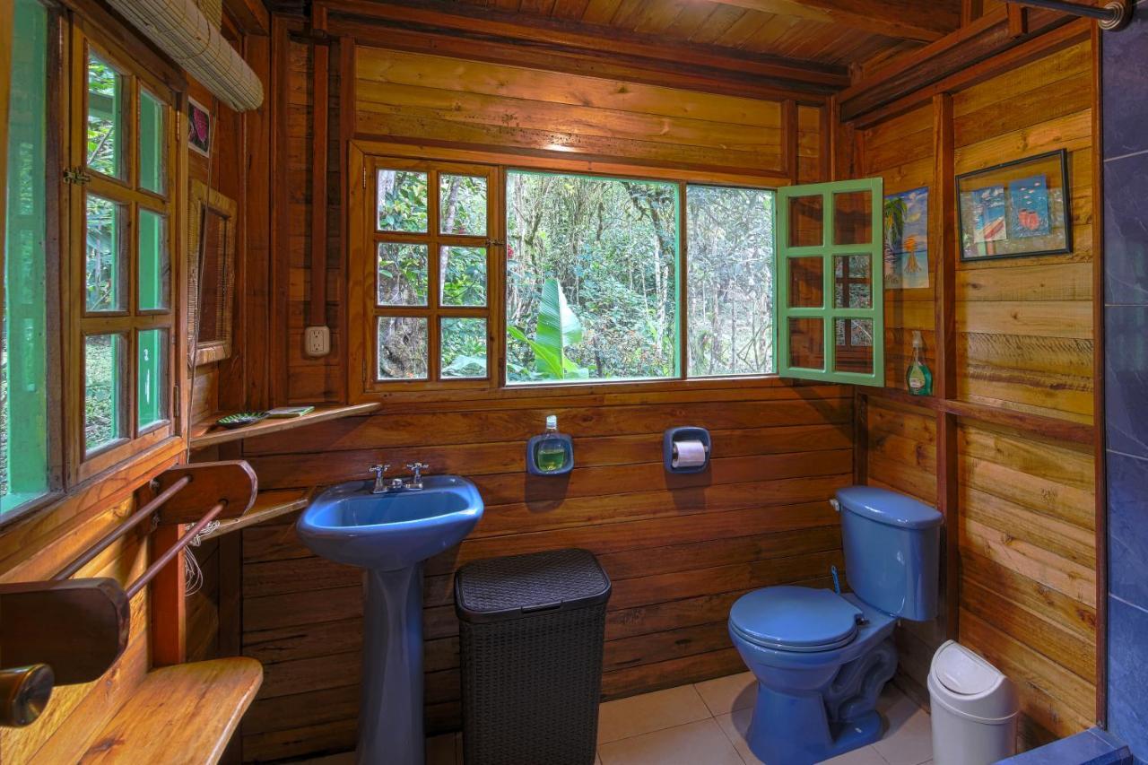 Mindo Eco Chalet Con Rio Y Cascada Εξωτερικό φωτογραφία